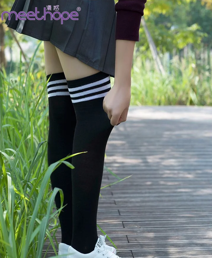 Японские спортивные высокие носки с тремя горизонтальными линиями корейские