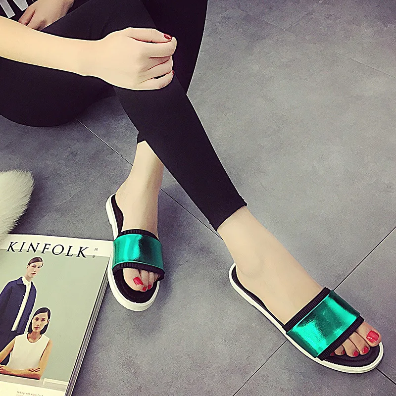 Новый Летний Бренд Тапочки Дизайн Женщины Вьетнамки Шаблон PU Заклепки Сандалии