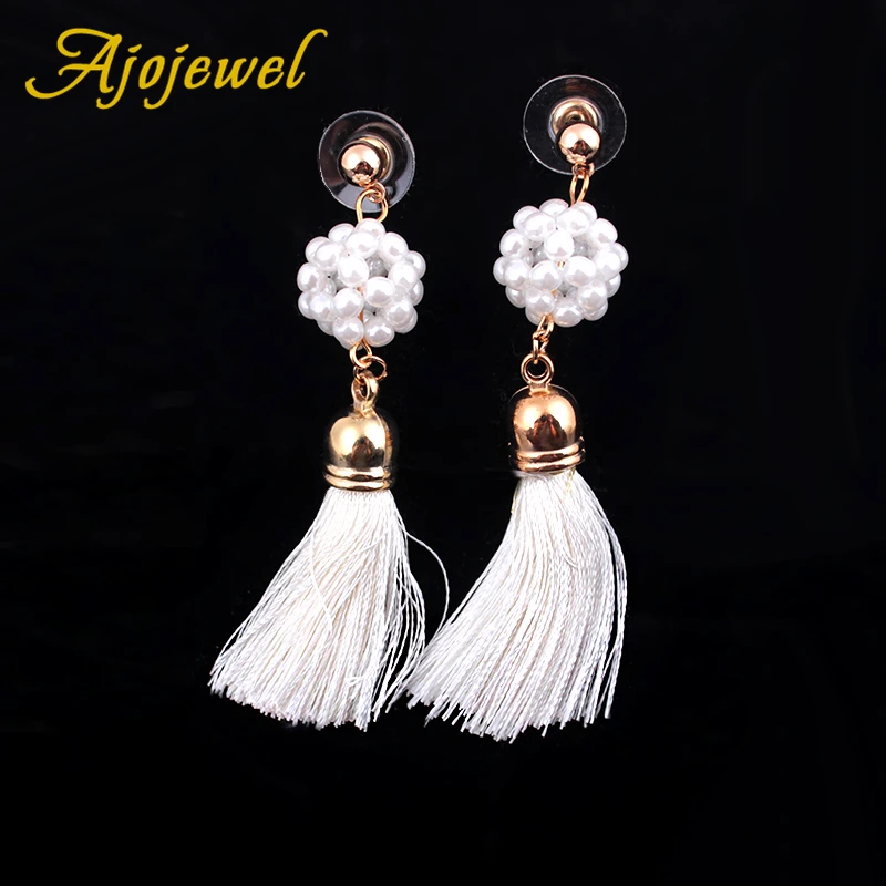 Женские круглые серьги Ajojewel белые с искусственным жемчугом длинные кисточками