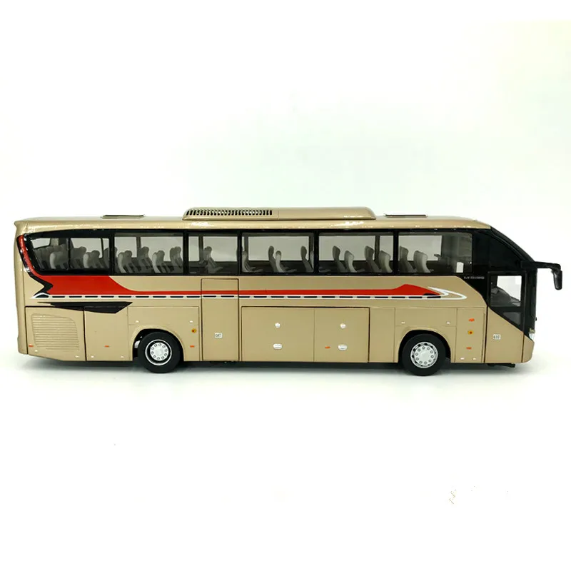 Коллекционная модель из сплава подарок масштаб 1:36 Foton BJ6122U8BKB двухслойный