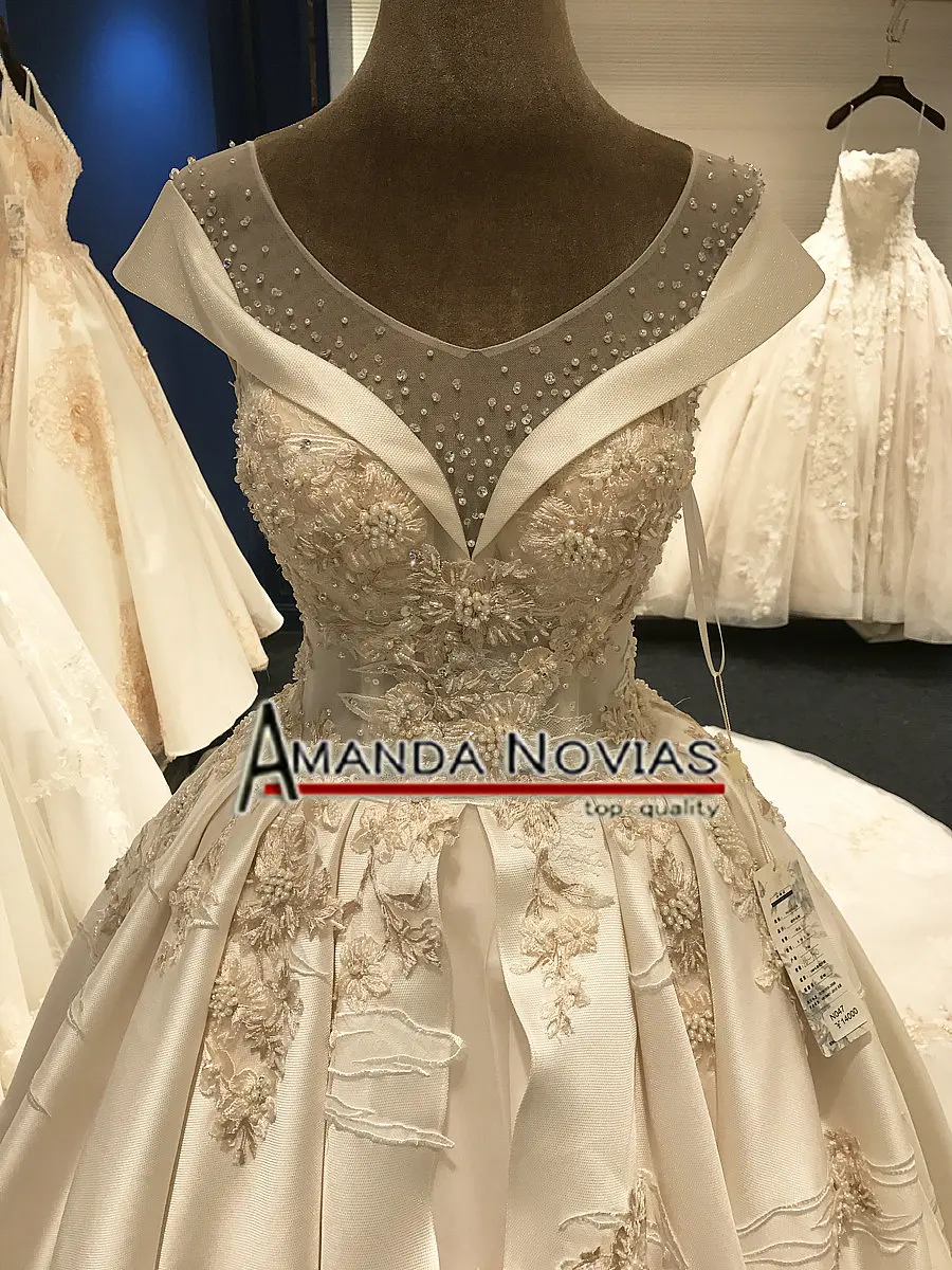 Свадебное платье с длинным шлейфом Amanda Novias роскошное бальное в арабском стиле