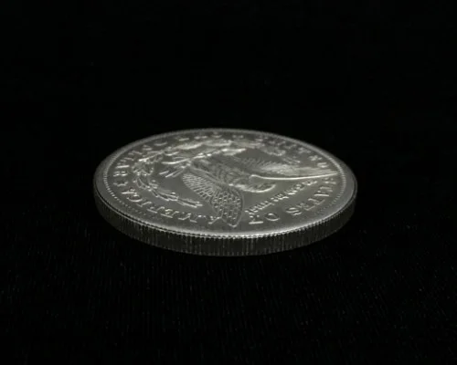 Triad Coins (Morgan Gimmick) от Joshua Jay исчезнет/появляющаяся классическая монета Волшебные