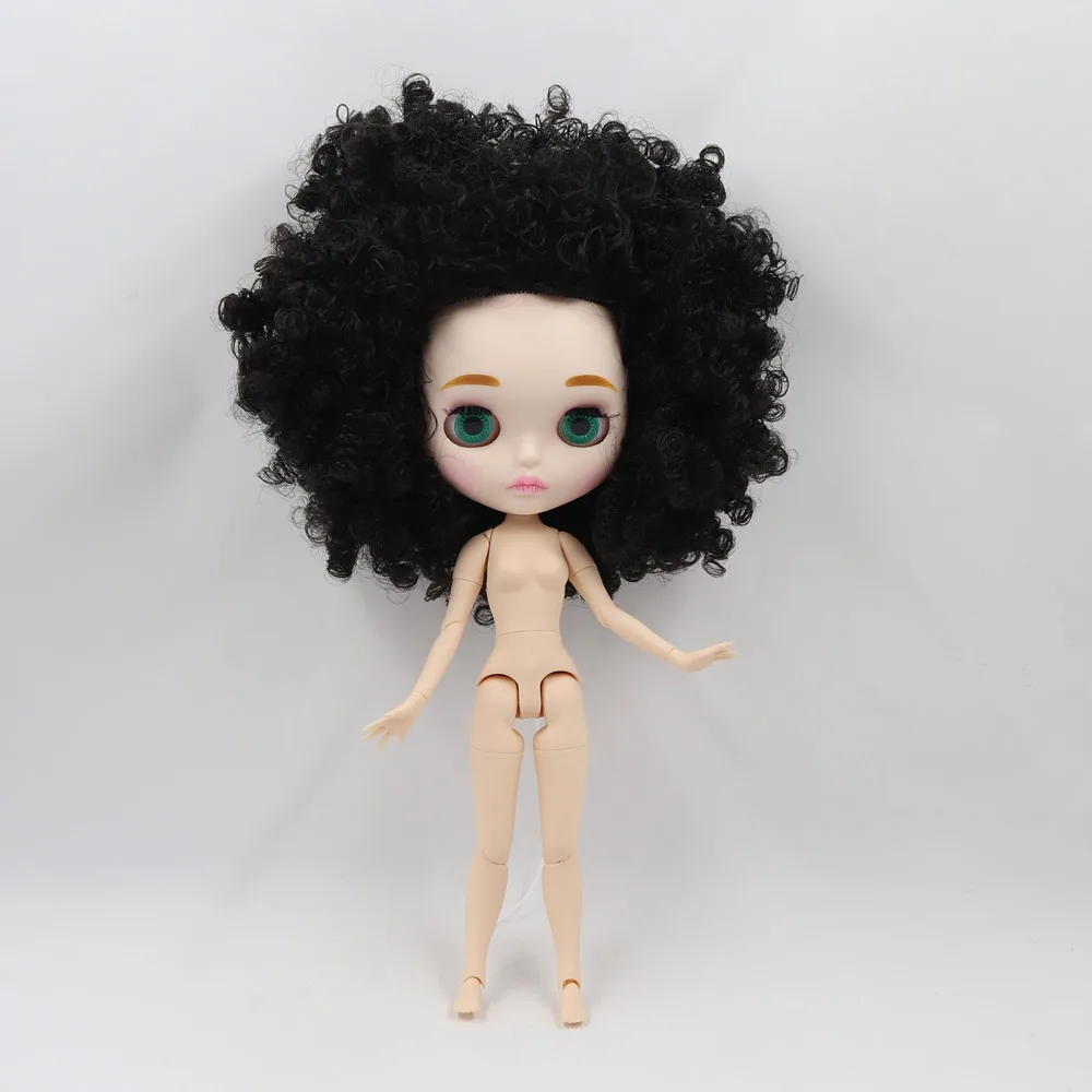 Кукла Blyth 1/6 шарнирная с белой кожей и черными вьющимися волосами матовым