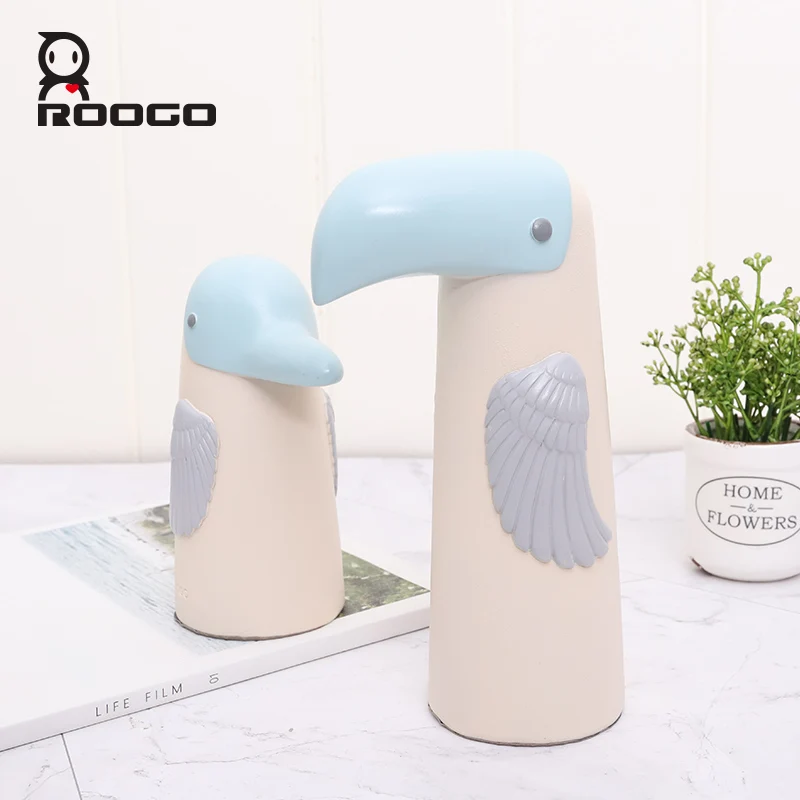 

Roogo Resin Bird Family Home Decoration Accessories Cute Animal Home Decor Cut Miniature Figurines For Desktop Decorative