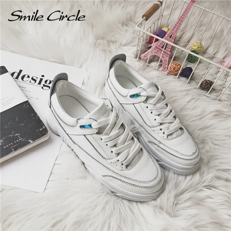 Белая обувь со смайликом женские кроссовки коллекция 2019 года сезон весна дышащая