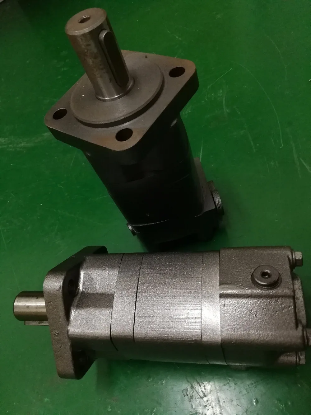 

Low Speed High Torque 104-1384-006 2K Hydraulic Motor