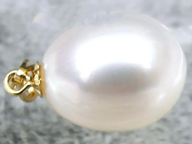 

EXCELLENT FINE AAA+++ TOP GRADE DROP 9x11mm WHITE SOUTH SEA PEARL PENDANT