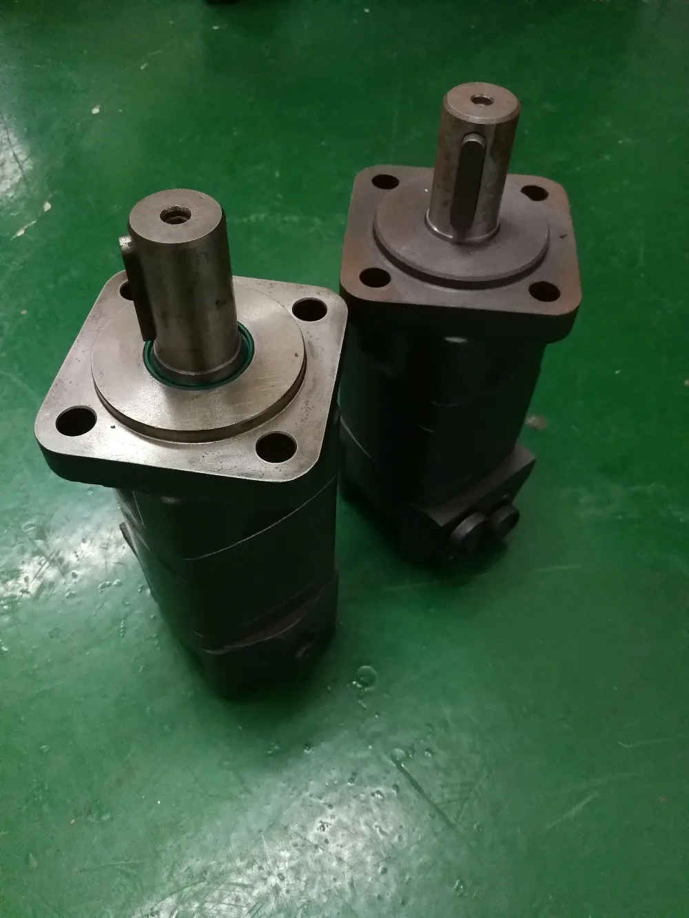 

104-1259-006 2000 Series hydraulic geroler motor