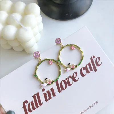 Женские эмалированные серьги-капельки в виде цветка Алисы и эльфа элегантные