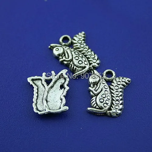 

40pcs Tibetan silver tone dots squirrel charms h1439