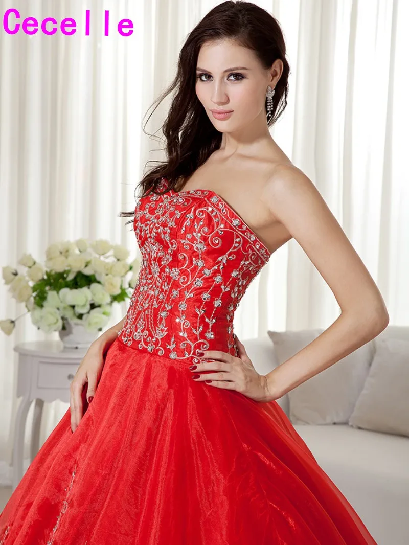 

Vintage Ball Gown Red Wedding Dresses Colorful Non White Bridal Gowns Embroidery Beaded Princess Bride's Dress Custom Made