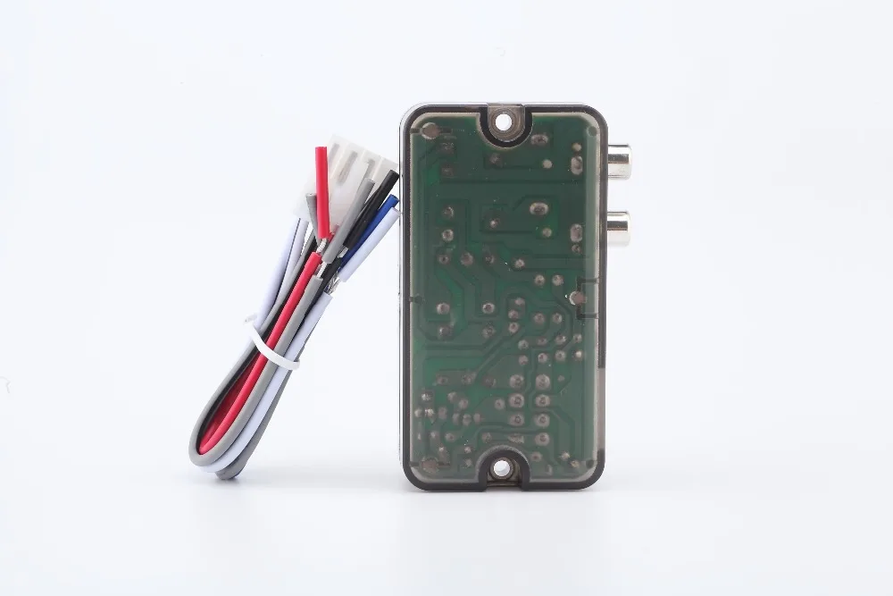 

Car Speaker to RCA Level Adaptor High to Low Sockets Auto Line Out Audio Comverter Sound Subwoofer Amplifier Adjustable