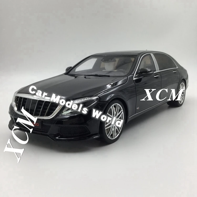 Полимерная модель автомобиля для GT Spirit 900(черный) 1:18+ маленький подарок