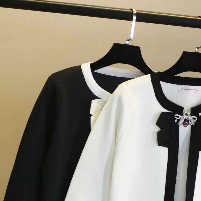 sweet wind cardigan coat female 2018 new round collar bowknot temperament long sleeve short wool sweater not with bee brooch |