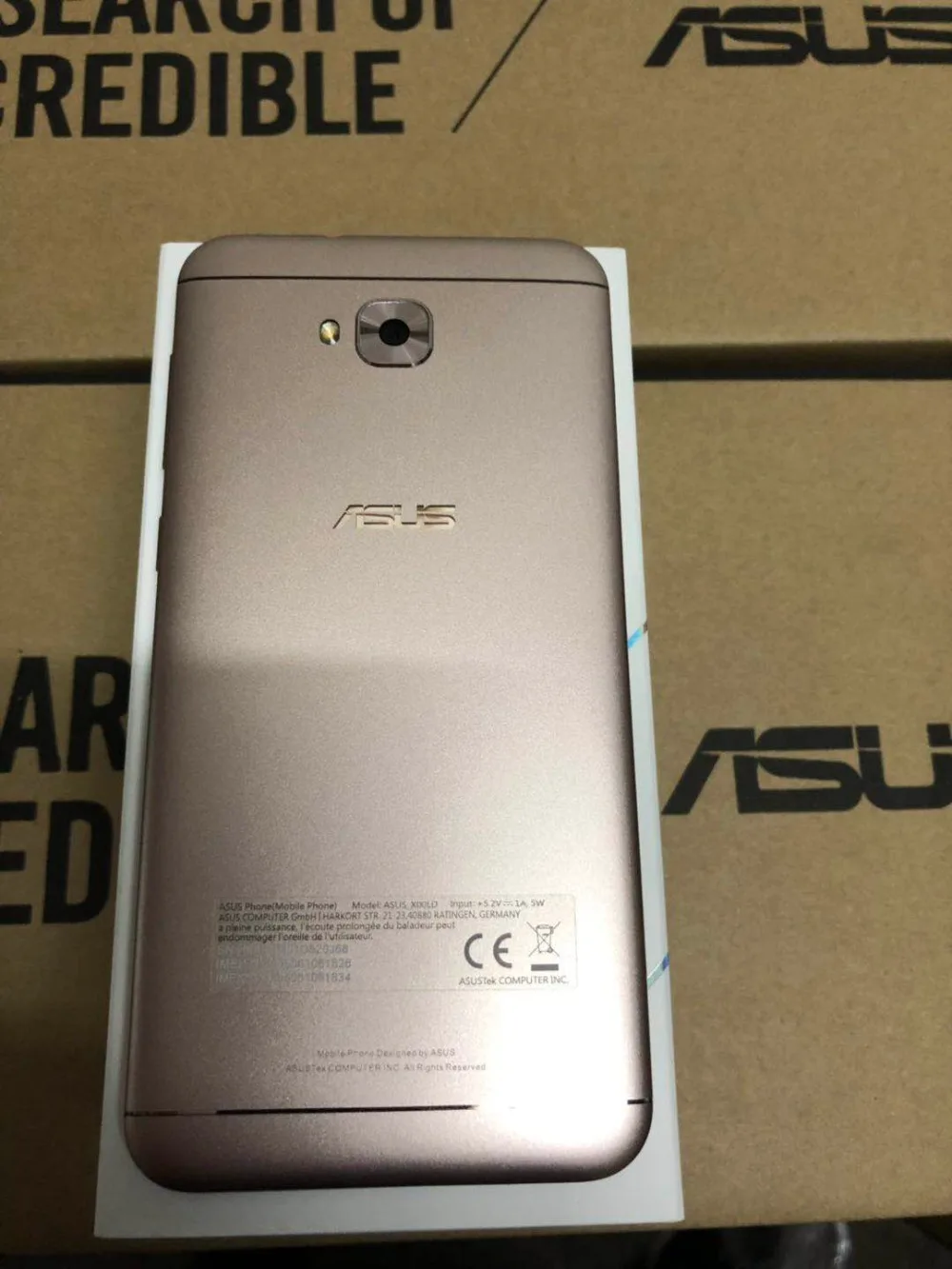 Мобильный телефон ASUS ZenFone 4 Selfie ZD553KL 4G LTE, 4 Гб ОЗУ, 64 Гб ПЗУ, четыре ядра, 5,5 дюймов, 16 Мп+ 20 Мп камера, две sim-карты