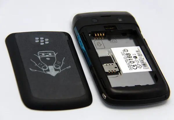 Мобильный телефон Blackberry 9780 5MP 3g wifi gps Bluetooth Qwerty клавиатура и один год гарантии
