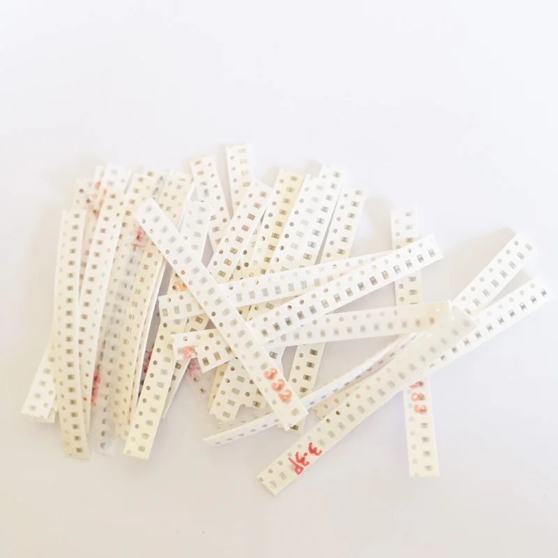 0805 SMD набор образцов конденсаторов 31valuesX20pcs = 620pcs 1PF ~ 1 мкФ в