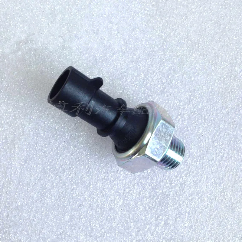 

ENGINE OIL PRESSURE SWITCH FOR 477 ENGINE OIL PRESSURE SENSOR FOR CHERY A515 FUWIN COWIN2 E5 A11-3810010BC
