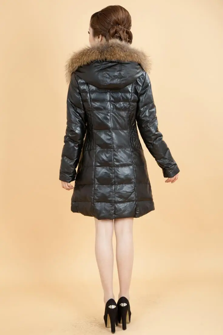 Фабричное пальто из натуральной кожи женское длинное утка 100% овчина меховой