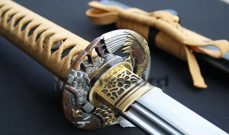 

HIGH QUALITY CLAY TEMPERED COMBINED MATERIAL JAPANESE KATANA SWORD