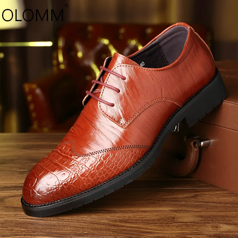 

New Business Casual Shoes Mens Leather Fashion Brogue Shoes Men Loafers Men Dress Shoes Leather