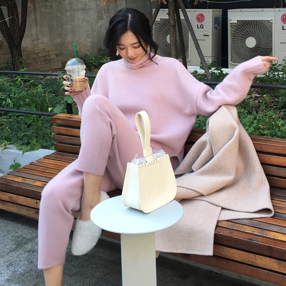 Весенне зимний трикотажный спортивный костюм водолазка свитера Модный женский