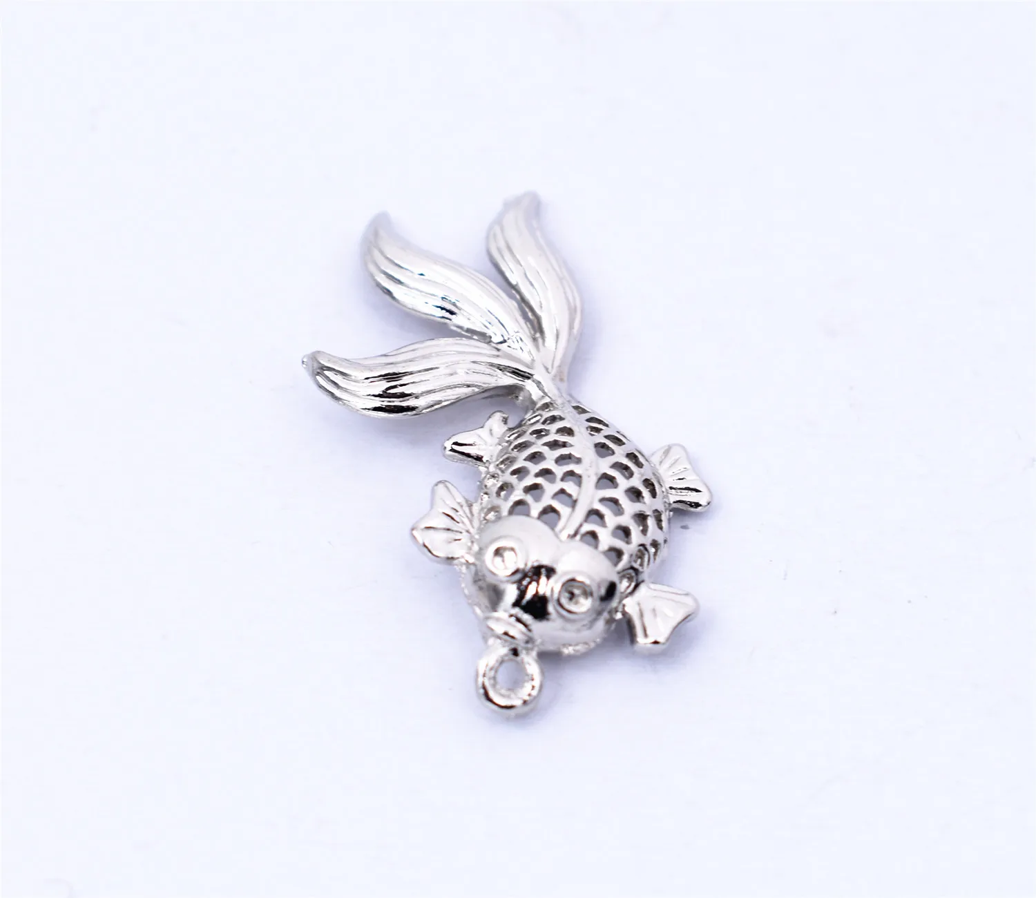 10pcs/lot 33x18mm 4 Colors Plated Copper Material Hollow Goldfish Charms Pendant DIY Handmade Jewelry Accessories | Украшения и