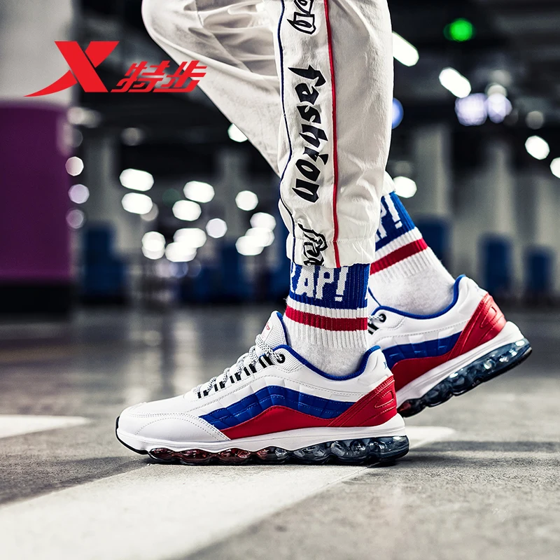 Мужские амортизирующие кроссовки Xtep AIR MEGA для бега осень и зима