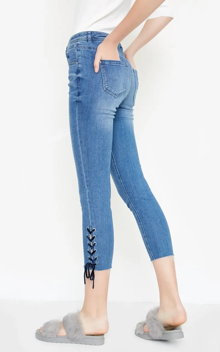 Vero Moda женские облегающие джинсы капри с эффектом потертости на шнуровке | 31836I503