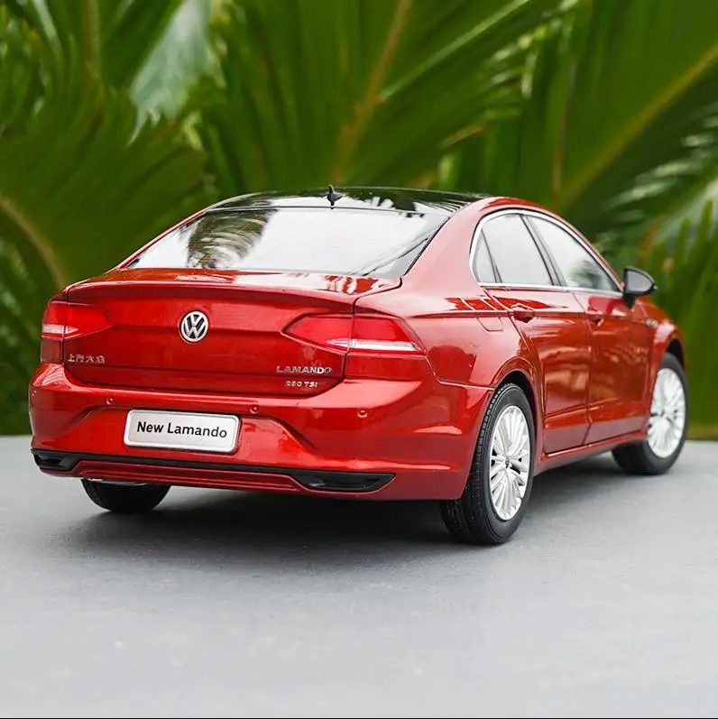1:18 усовершенствованная Автомобильная игрушка из сплава Volkswagen New Lamando литая под