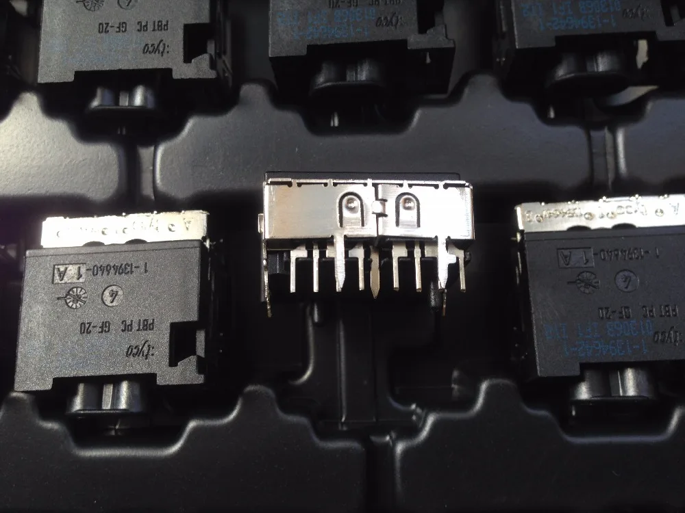 Абсолютно Новый TYCO PBT GF-20 1-1394640-1 самый волоконно-оптический разъем для усилителя