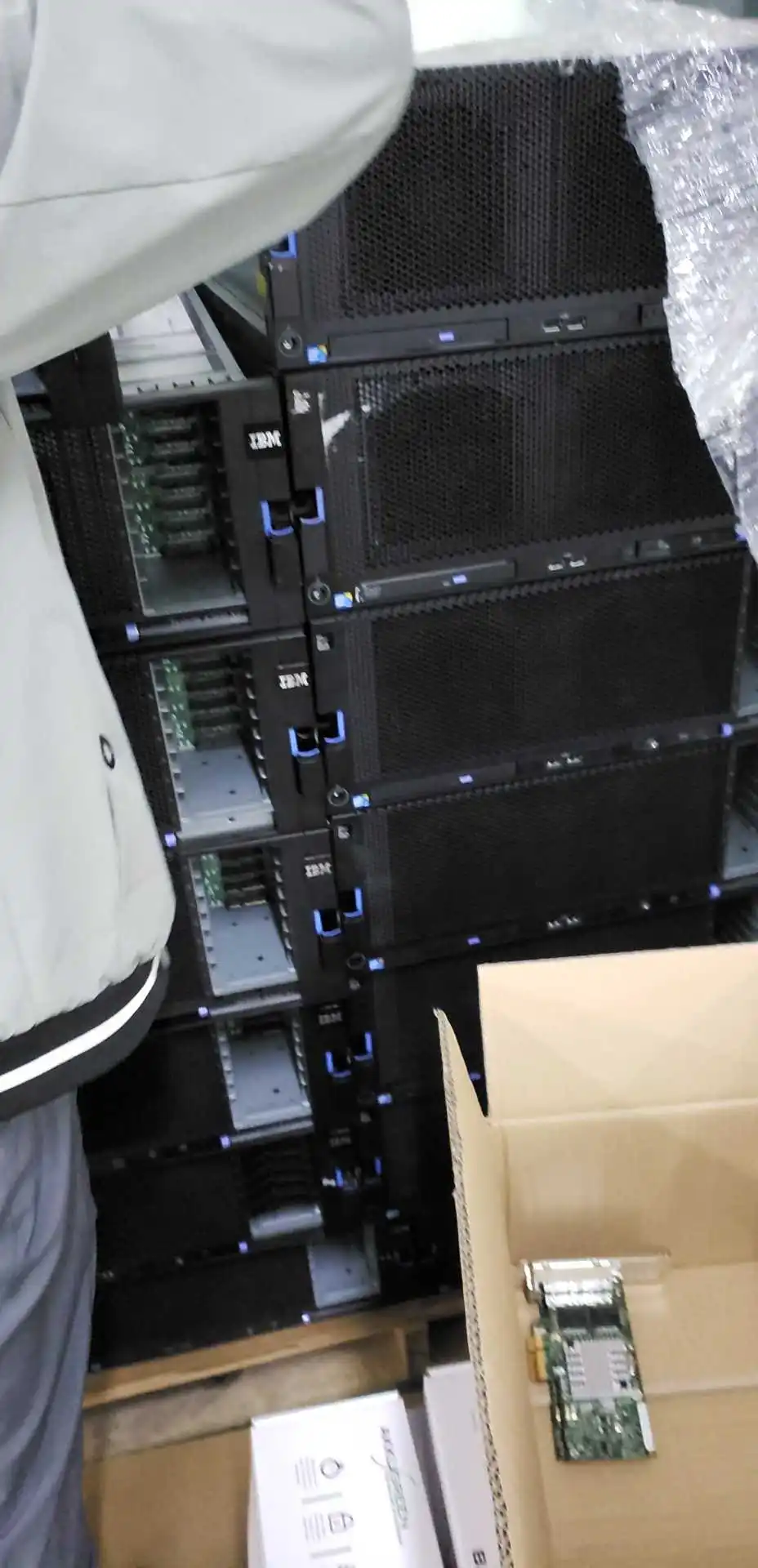 Рисунок 3 - X3850 X5 б/у сервер 4U стойка типа