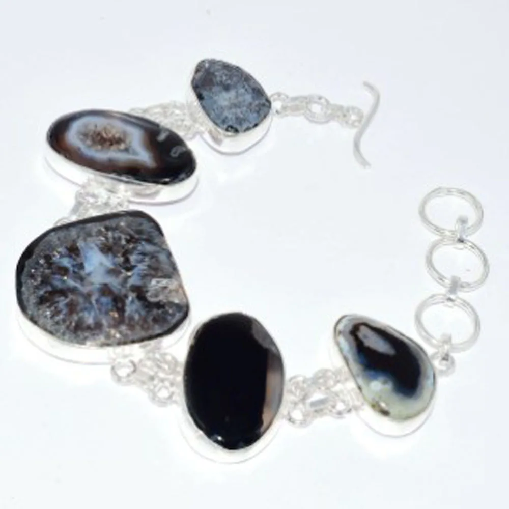 

Black Solar Quarts Bracelet Silver Overlay over Copper , 21.6 cm, B3544