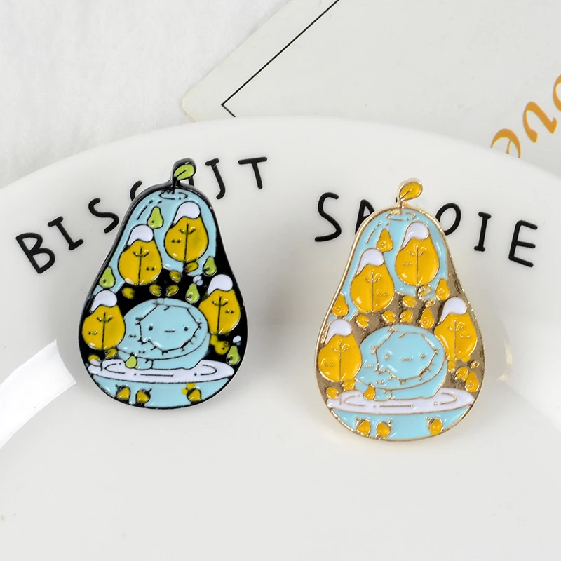 Значок в виде фруктовой груши яркий значок с мультяшными лесными деревьями