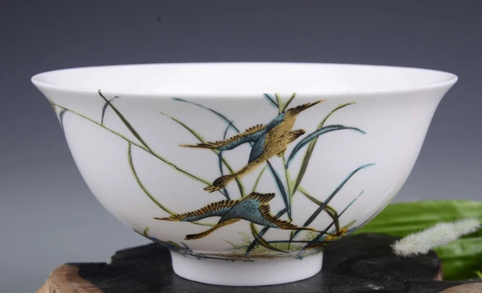 

Exquisite Chinese Antique Famille Rose Porcelain Wild Gooses Bowl with Qing Dynasty Mark