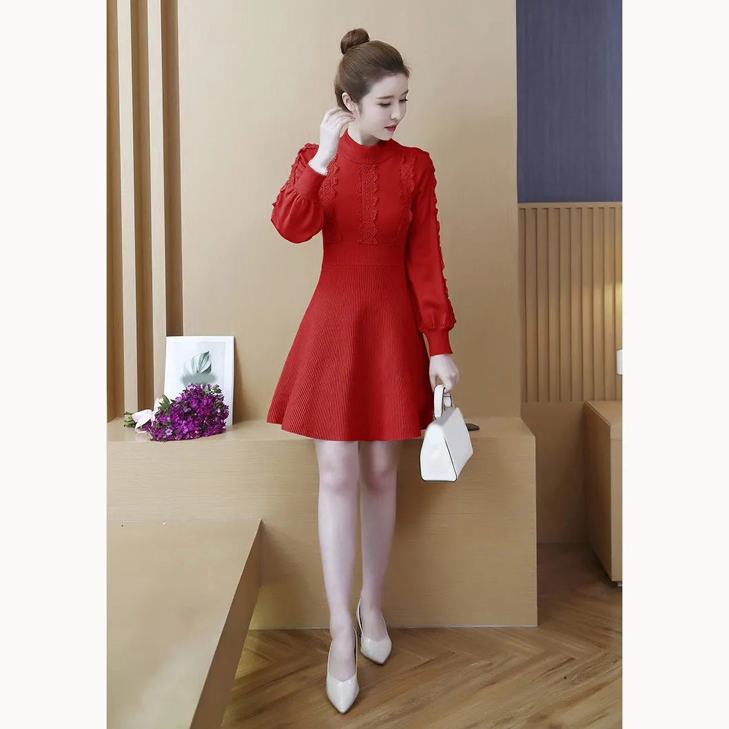 Женское трикотажное платье свитер с рукавом фонариком винтажное кружевное мини