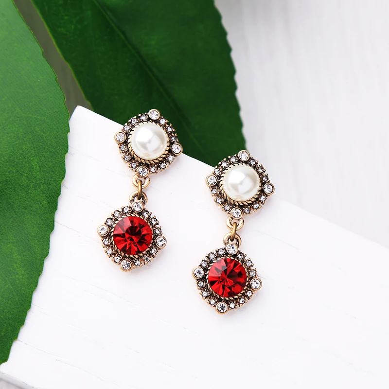 Женские серьги подвески с искусственным жемчугом KISS ME красные капли вечерние