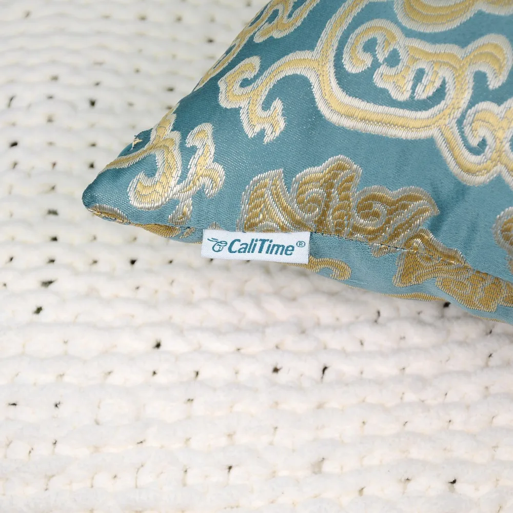 2PCS Square CaliTime Soft Throw Pillow Covers Cases for Couch Damask Floral Chain 18&quot X Teal | Дом и сад