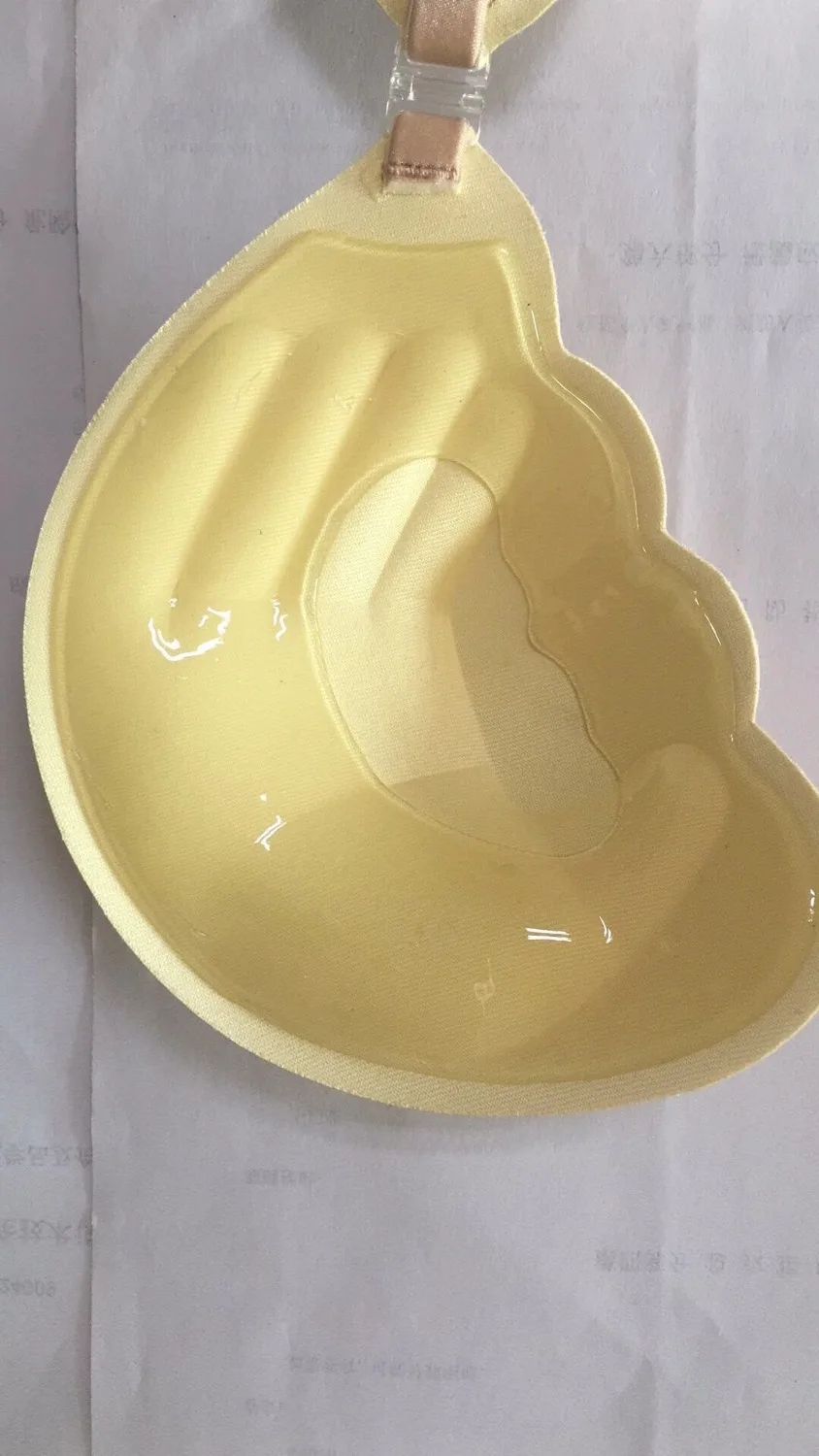 100 pcs Women Invisible Bra Super Push Up Seamless Self-Adhesive Sticky Wedding Party Front Strapless Shell Shape Fly Bra