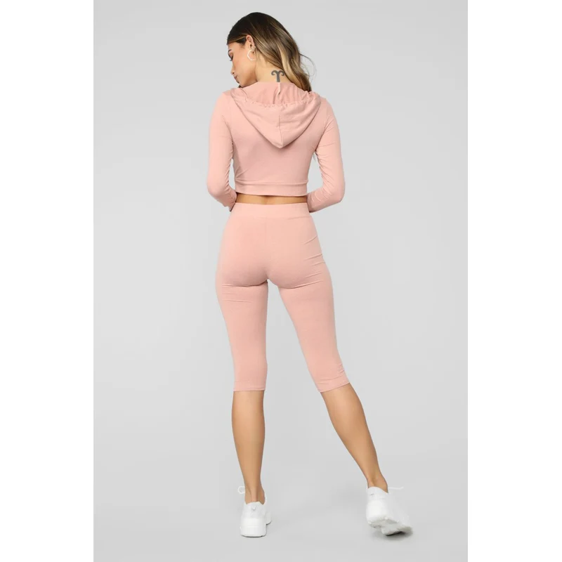 Woman Sportswear Gym Set Sport Costume Women 2 pieces set Long Sleeve Crop top+ knee length pants Fitness Shorts Sporting suit | Женская
