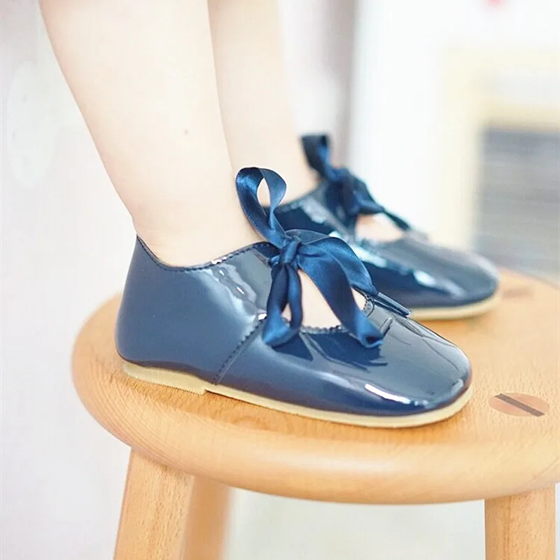 Новые детские босоножки с вырезами Детские со шнуровкой для девочек|baby shoes|baby sandals