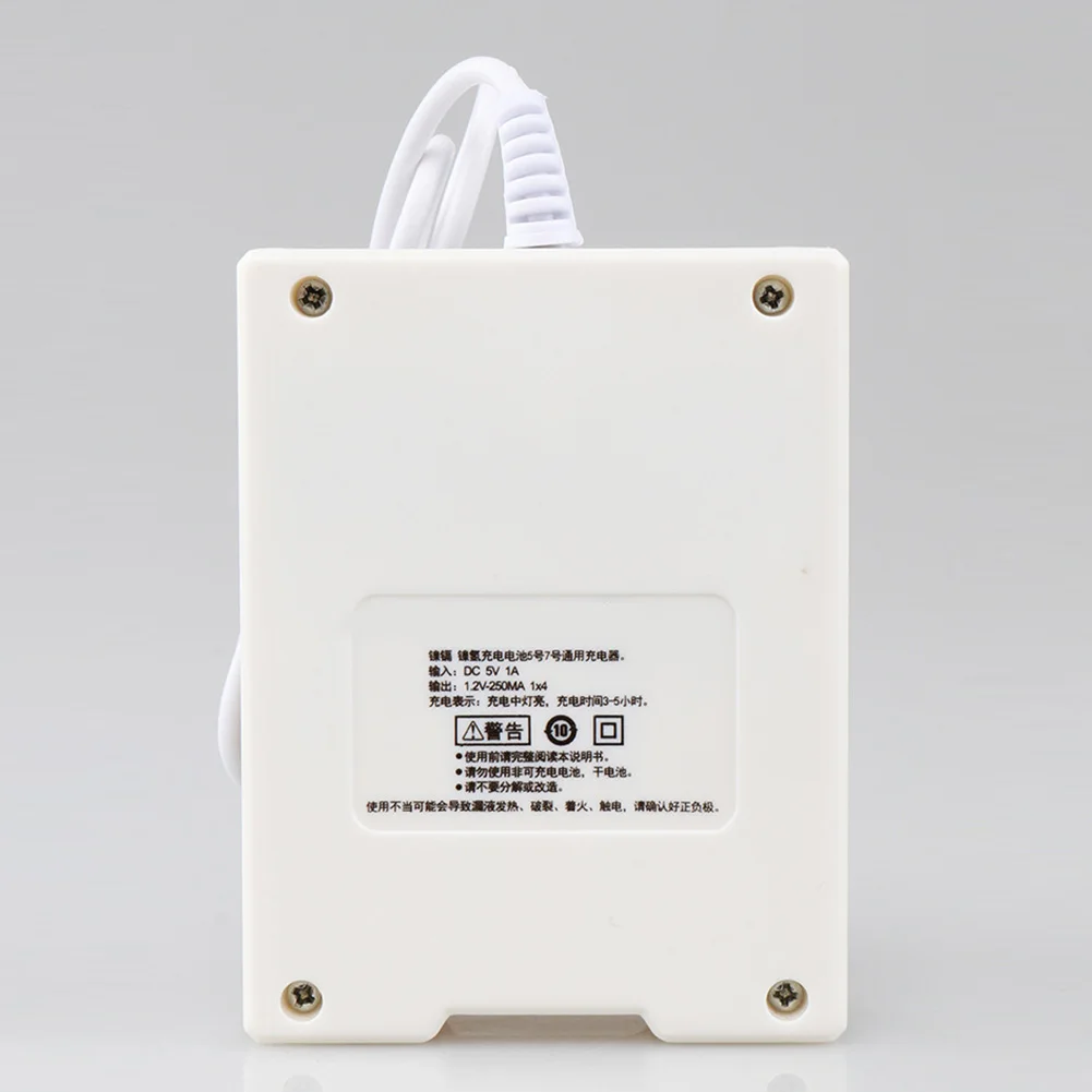 Профессиональный B-04 4 слота USB зарядное устройство AA/AAA никель-кадмиевый аккумуляторная батарея зарядное устройство с защитой от перезаряда