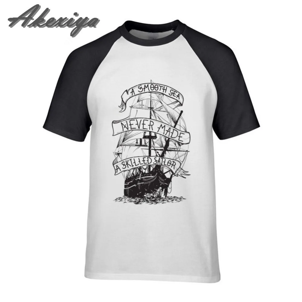 Мужская хлопковая футболка A smooth sea never made a skilled sailor крутая Винтажная белого цвета