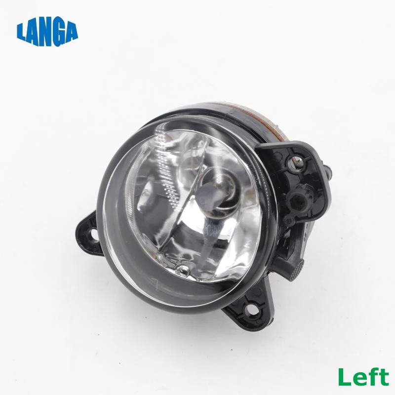 Комплект галогенных противотуманных фар для Volkswagen VW Golf Touareg OE: 6QE941699A / 6QE941700A |