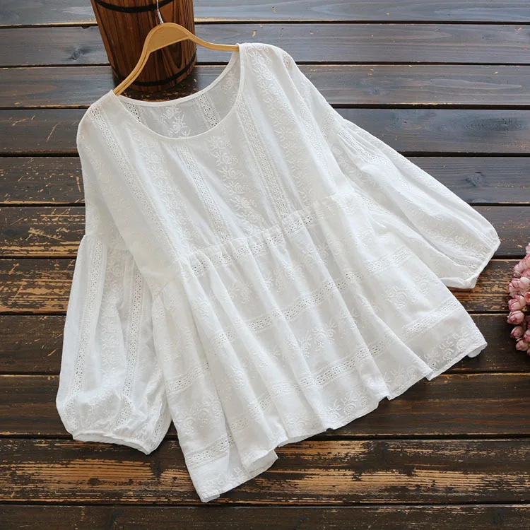 5952 Spring Women Literary floral Embroidered Lantern Three-quarter Sleeve Japan Style O-Neck Loose Cotton Shirts Blouse | Женская