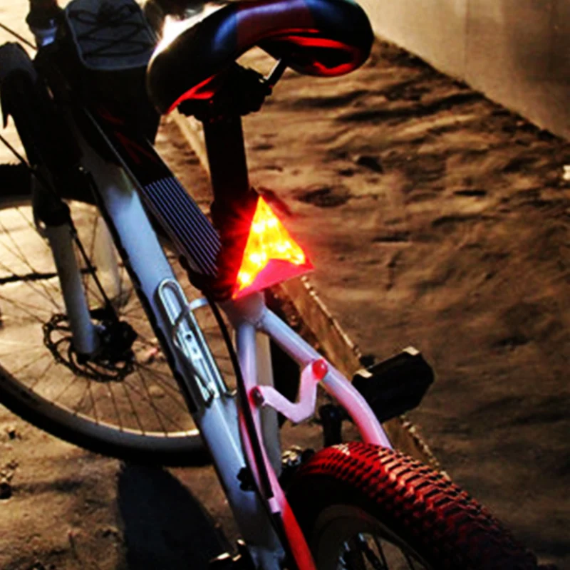 

Cycling light 12 LED Laser Bike Light seatpost/warning light 2 Modes Waterproof bike light