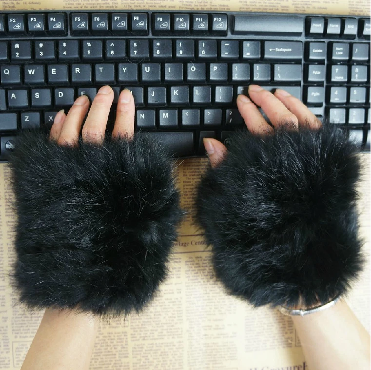 Зимние теплые стильные модные женские милые трикотажные компьютерные перчатки