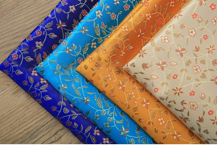 Жаккардовая ткань в японском стиле жаккардовая пряжа цвета металлик и золота