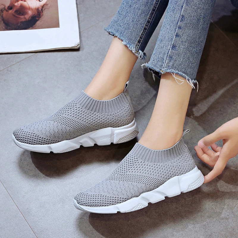 Кроссовки-носки женские вязаные Стрейчевые на плоской платформе без застежки