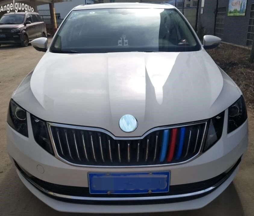 Для Skoda Octavia новая модель 2017 2019 передняя решетка обшивка спортивные полоски